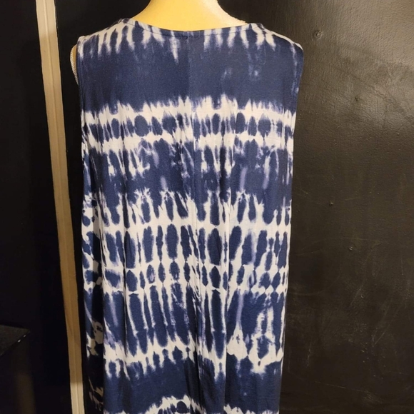 Tie dye tank top ♡ - Picture 2 of 5